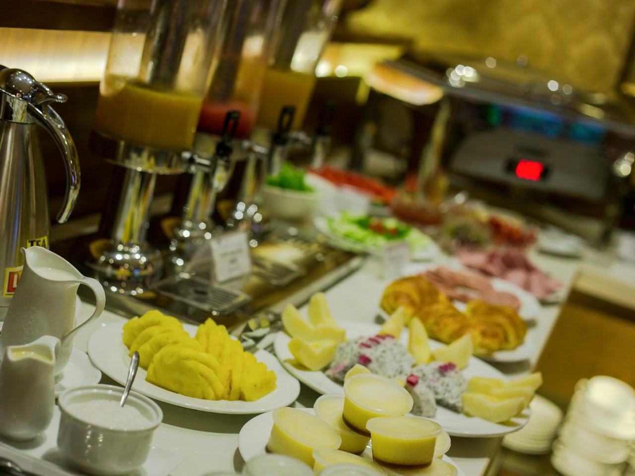 Emerald Boutique Hotel Ханой Экстерьер фото